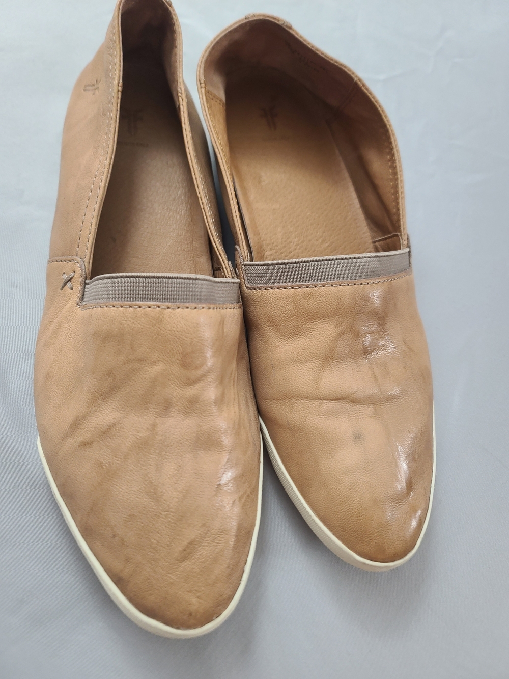 Frye Women's Light Tan Leather Slip-On Flats